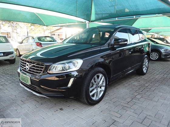 VOLVO XC60 2.4 D5 MOMENTUM DIESEL AWD 4P AUTOMÁTICO VOLVO XC60 2.4 D5 MOMENTUM DIESEL AWD 4P AUTOMÁTICO